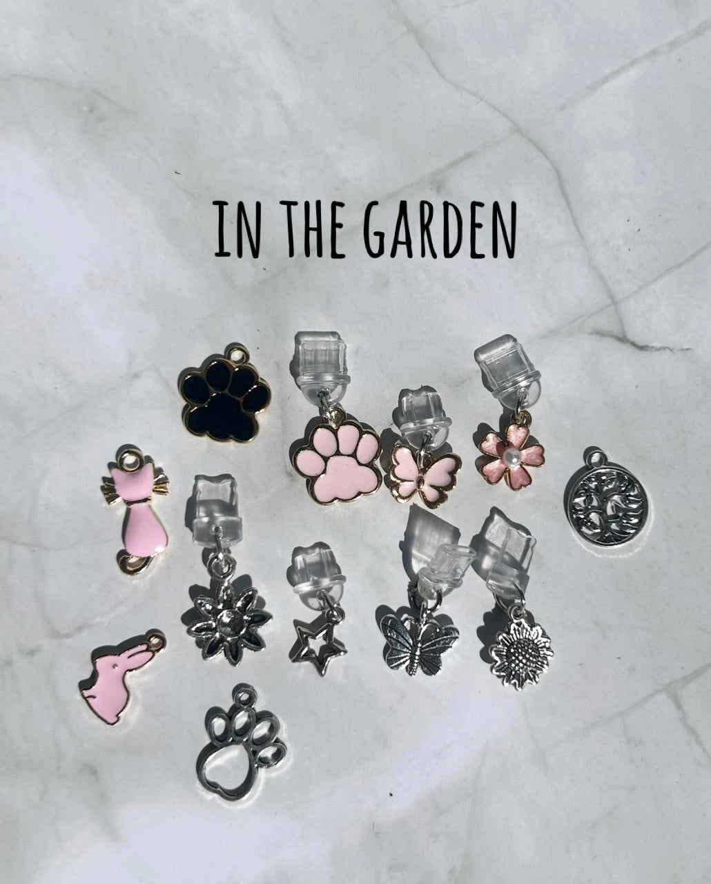 Electronic dust plug