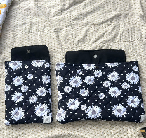Darling Daisy Kindle/book sleeve